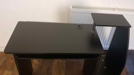 Photo of free Black Desk – 80x85x40 cm – Practical, Compact & Includes Mat (Linlithgow EH49) #3