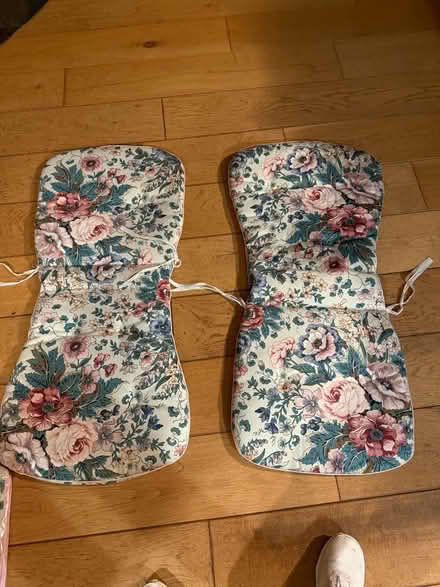 Photo of free 4 x Covers for (foldable) Garden Chairs (Cumnor OX2) #1