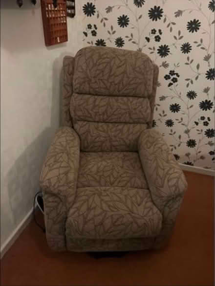 Photo of free Riser Recliner arm chair (Burtonwood WA5) #1