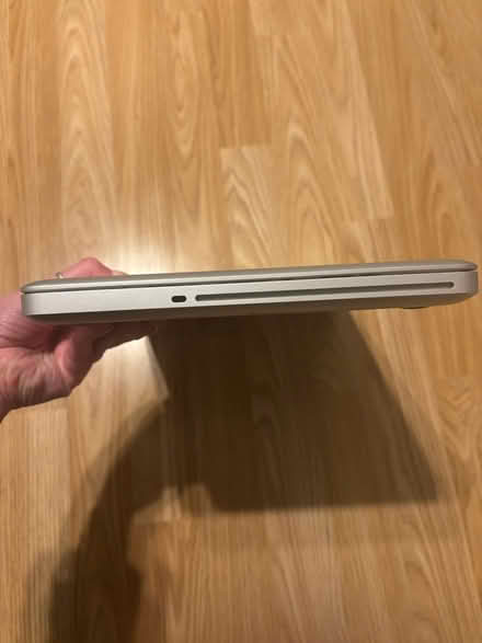 Photo of free MacBook Pro (BN1) #4