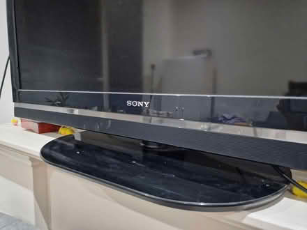 Photo of free Sony TV (Barons Court W14) #3