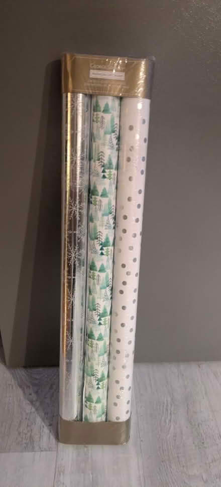 Photo of free Premium gift wrapping paper (Frederick, MD) #1
