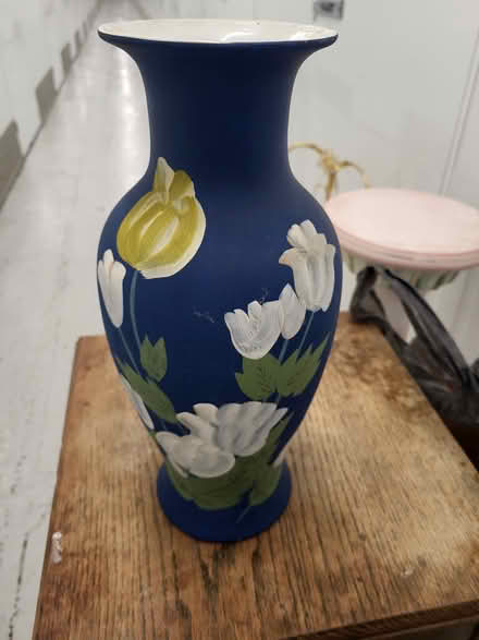 Photo of free Vase (L36) #2