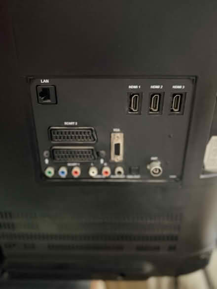 Photo of free next 32” tv (Whitton TW3) #2