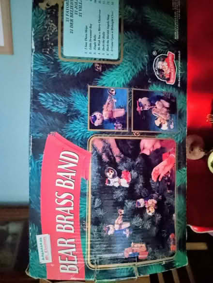 Photo of free Mr Christmas musical teddy bear band (Langford CM9) #2