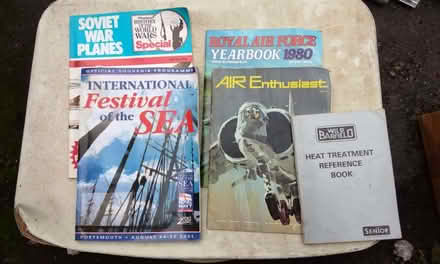 Photo of free Books magazines (Woodley RG5) #2