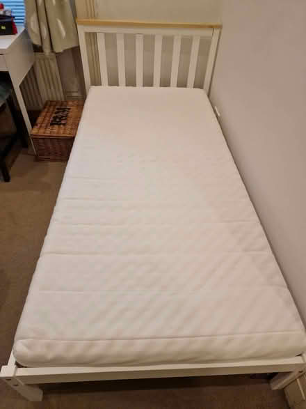 Photo of free Single mattress (Barons Court W14) #2
