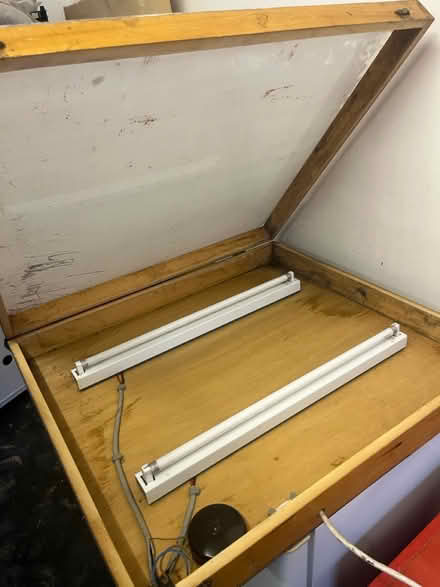 Photo of free Home Made Light Box - S8 (Little London Road S8) #2