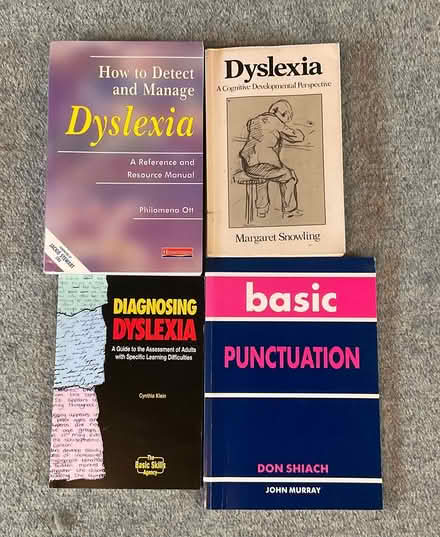 Photo of free books on Dyslexia/Punctuation (Penn WV4) #1