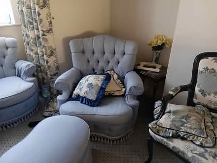 Photo of free Sofas Giveawy (N3) #3