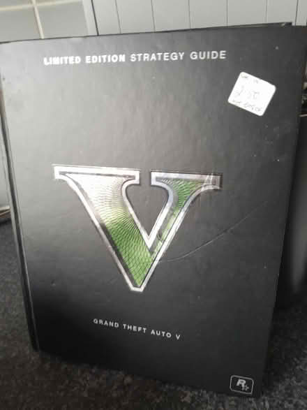 Photo of free Grand theft auto book (Sidcup DA14) #1
