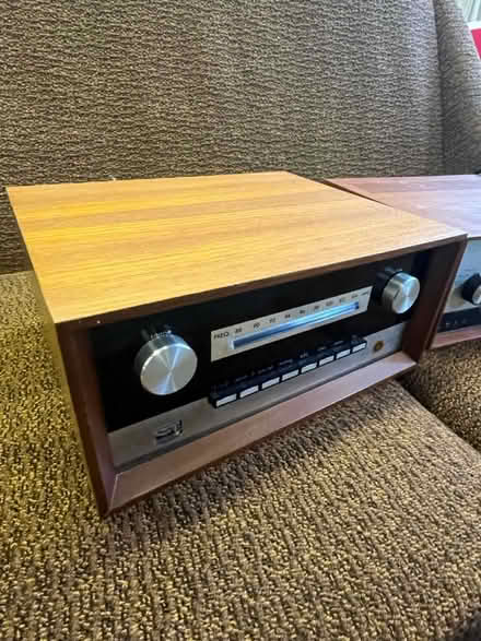 Photo of free Beautiful Analogue Radio & Amp - S8 (Little London Road S8) #2