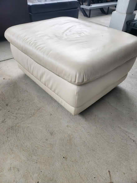 Photo of free couch ,table , two ottomans (Sorrento) #1