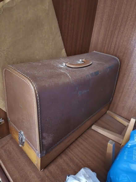 Photo of free Sewing machine for spare parts (TN39 4JT) #1
