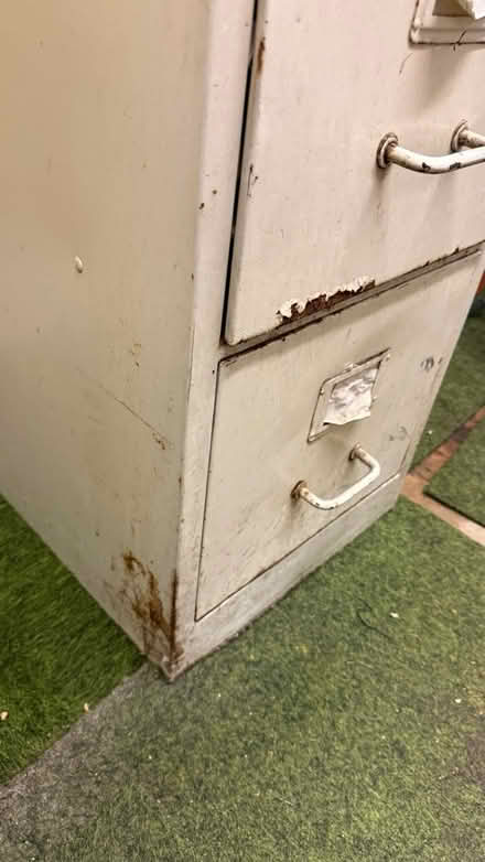 Photo of free 60’s Retro Metal Filing Cabinets (Cuffley, EN6 4) #4