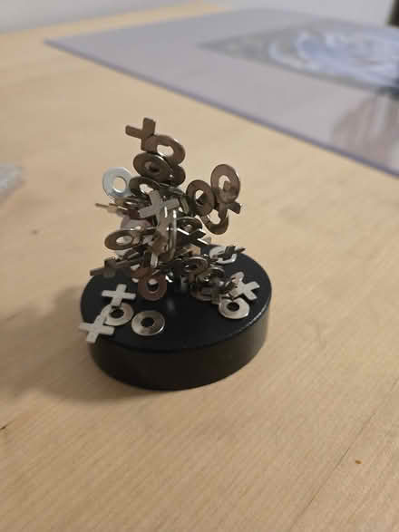 Photo of free Used - tic tac toe magnet sculpture (Hell's Kitchen/Midtown West) #1