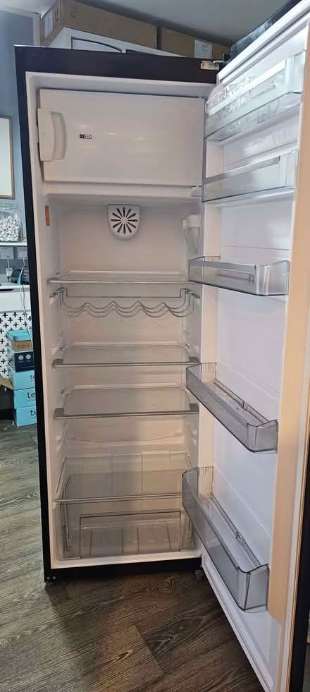 Photo of free Bush fridge/freezer in black finish (GU12) #2