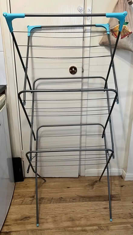 Photo of free Clothes airer (St Albans AL4) #1