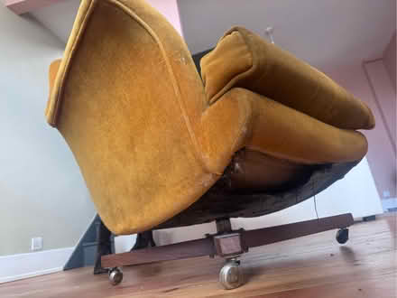 Photo of free Armchair (Hanover BN2) #3