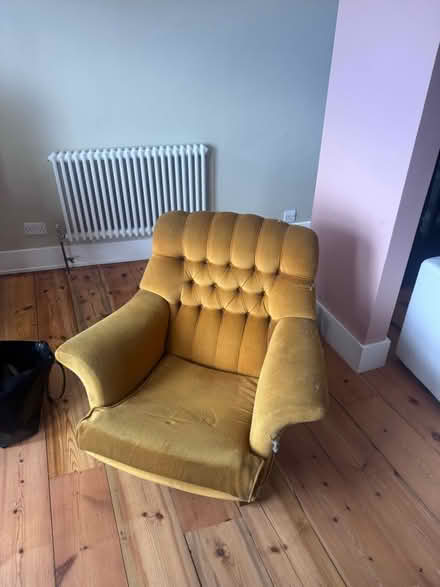Photo of free Armchair (Hanover BN2) #1