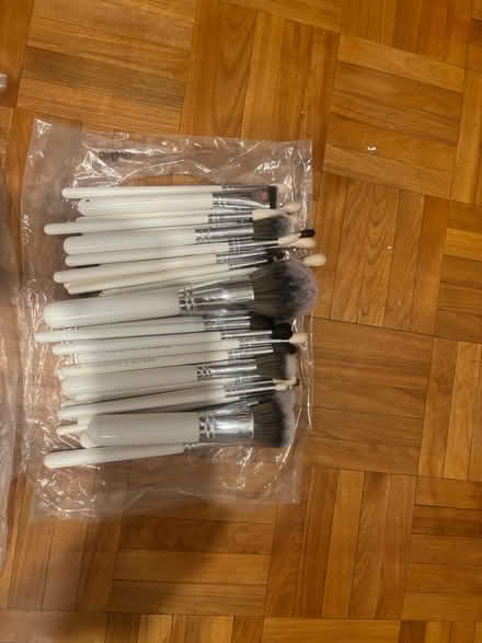Photo of free Assorted makeup brushes (Kanata South) #2
