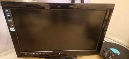 Photo of free lg 32" tv (SW2) #1