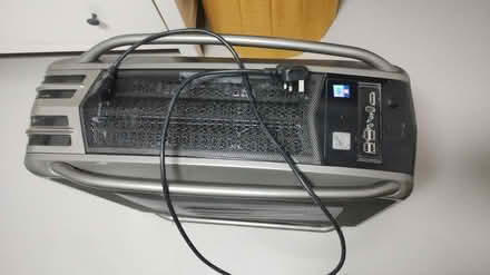 Photo of free Old gaming PC for parts and upgrade (Leytonstone E11) #1