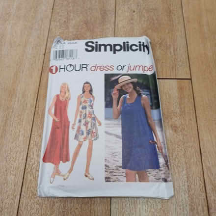 Photo of free Simplicity Pattern 9615 (Sydenham SE26) #1