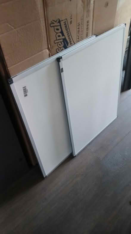Photo of free Wipe boards (Aylesbury Vale HP21) #1