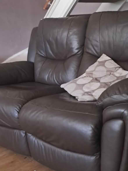 Photo of free 2 seater brown settee (spennymoor) #2