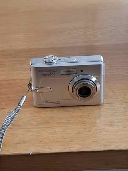 Photo of free Pentax silver digital camera (CH49) #3