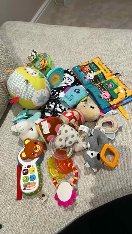 Photo of free Baby toys random (Maldon CM9) #1