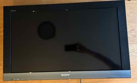Photo of free 32” Sony Bravia (Kendal LA9) #1