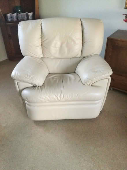 Photo of free Recliner Chair Manual Cream (SN3 Liden) #1