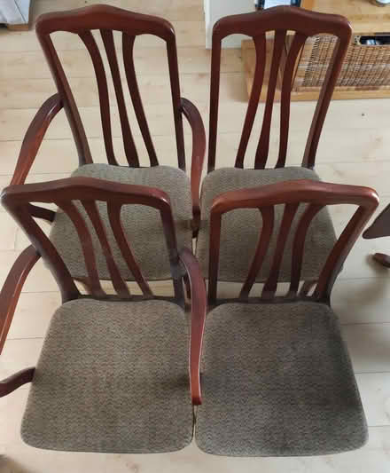 Photo of free Extendable table and chairs (PO15 Fareham) #2