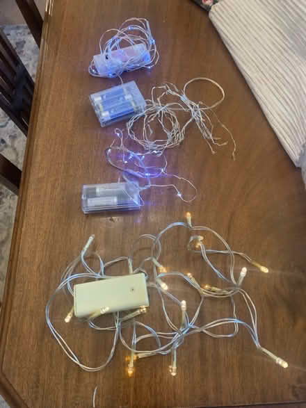 Photo of free 4 Small Sets Of Battery Lights (Bakewell DE45) #1