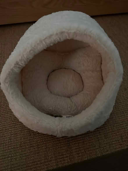 Photo of free Cat Bed (Offerton, SK1) #1