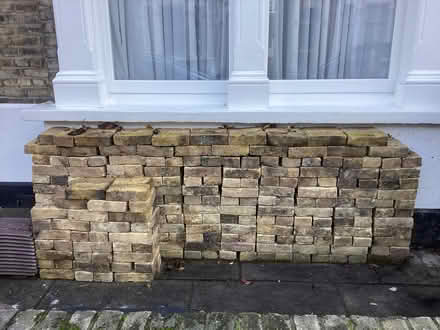 Photo of free 400 New London yellow stock bricks (Tufnell Park N19) #1