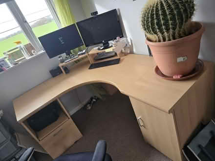 Photo of free Large desk (Ford end CM3) #1