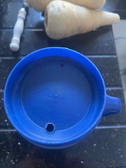 Photo of free two aladdin beakers (Woodford IG8) #3