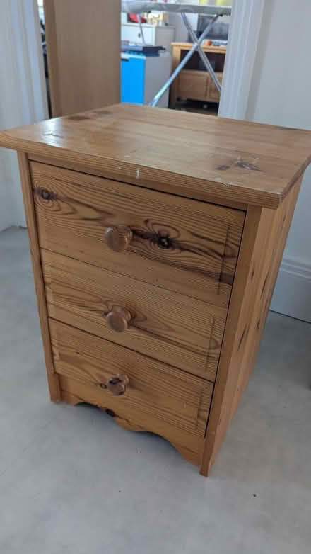 Photo of free Small chest of drawers (St Albans AL1) #1