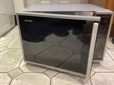 Photo of free Sharp micro wave/ oven and grill (OX 28 3SW Cogges Witney) #1
