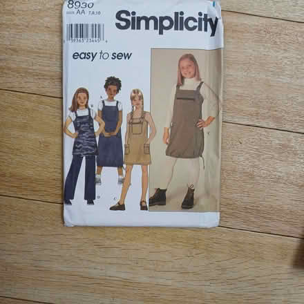 Photo of free Simplicity pattern 8930 (Sydenham SE26) #1