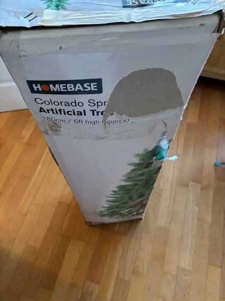Photo of free 6ft artificial Christmas tree (Panshanger AL7) #1