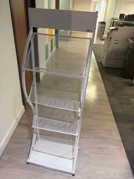 Photo of free white metal book stand (Covent Garden WC2B) #1