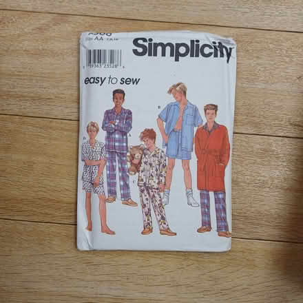 Photo of free Simplicity pattern 8968 (Sydenham SE26) #1