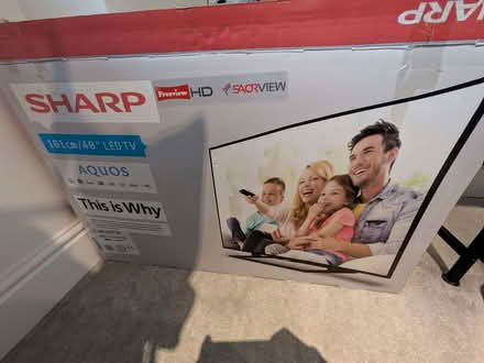 Photo of free Sharp 40" Aquos LED TV - Freeview HD (Twickenham TW1) #2