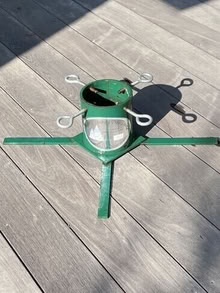 Photo of free Tree Stand #1