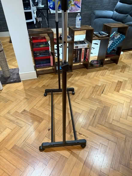 Photo of free Argos basic clothing rail (Enfield N13) #2