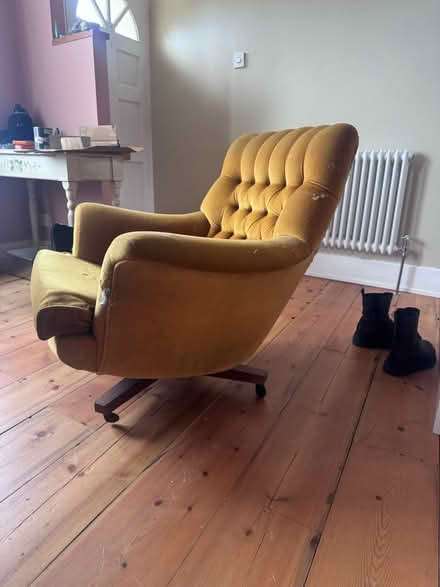 Photo of free Armchair (Hanover BN2) #2